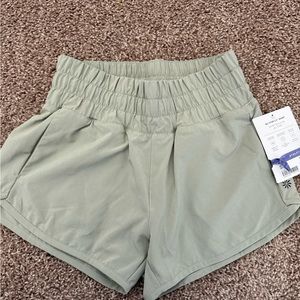 ATHLETA ALL STAR 2.5” SHORTS